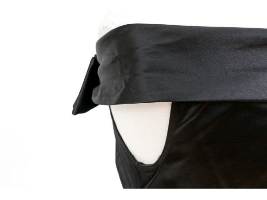Diane Von Furstenburg Stunning Sleeveless Black Silk Sheath Dress, Size 10