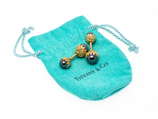 Tiffany & Co. Schlumberger 18k Yellow Gold Fabulous Acorn Motif Cufflinks