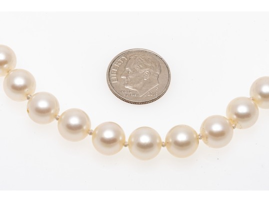 14k Floral Motif And Jade Clasped 8.75 MM Choker Length Cultured Pearl Necklace