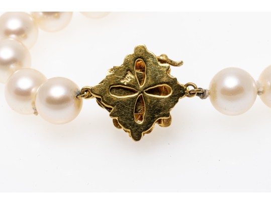 14k Floral Motif And Jade Clasped 8.75 MM Choker Length Cultured Pearl Necklace