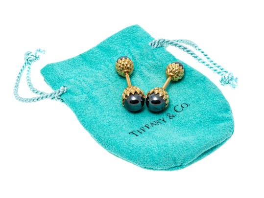 Tiffany & Co. Schlumberger 18k Yellow Gold Fabulous Acorn Motif Cufflinks