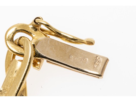 18k Gold Striking Heavy Figure Eight Style Opera Length Link Necklace, 43.3 Dwt