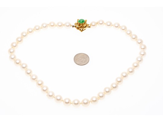 14k Floral Motif And Jade Clasped 8.75 MM Choker Length Cultured Pearl Necklace