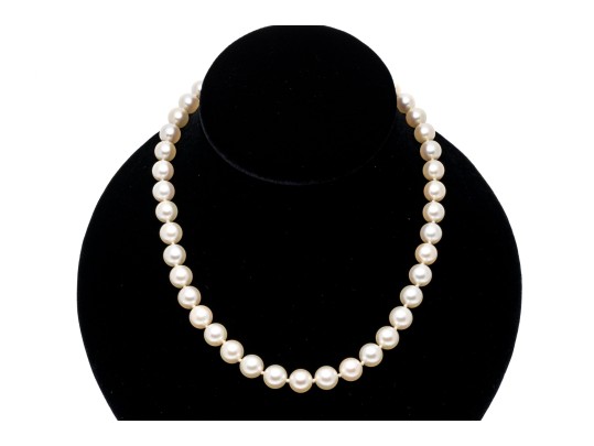 14k Floral Motif And Jade Clasped 8.75 MM Choker Length Cultured Pearl Necklace