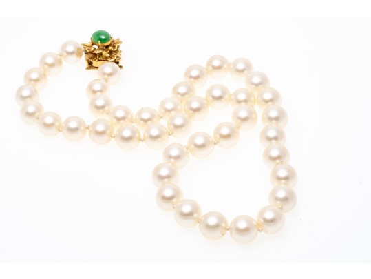 14k Floral Motif And Jade Clasped 8.75 MM Choker Length Cultured Pearl Necklace