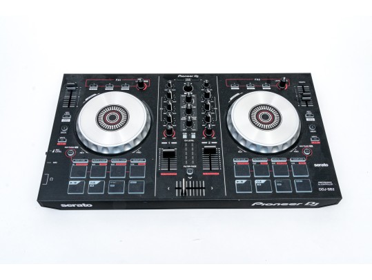 Serato Pioneer DJ Turntable
