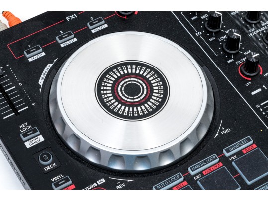 Serato Pioneer DJ Turntable