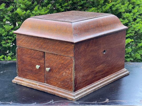 Vintage Victrola - Victor Talking Machine