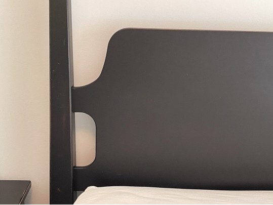 Four Poster Bed - Queen Size