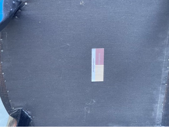 Dessin Fournir Mohair Velvet Chair 