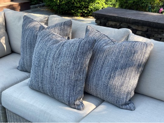 Set Of 3 Mingled Navy Indoor/Outdoor Pillows