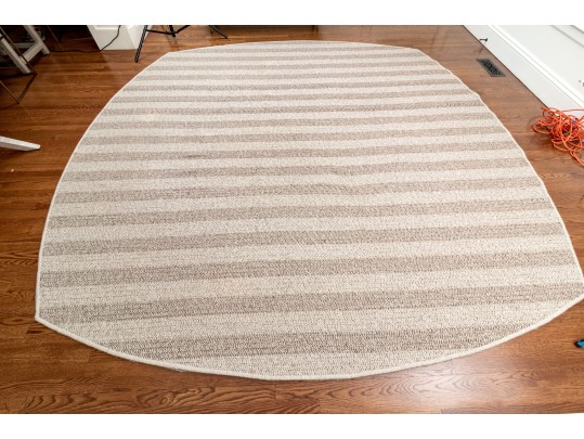 Unique Shape Woven Area Rug 