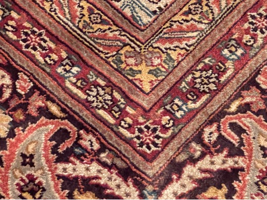 Hand Knotted Rug - Made In India