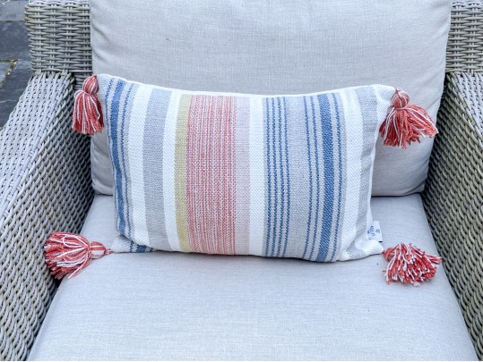 Pair Of Summer Classics Woven Swivel Chairs With Coordinating Side Table