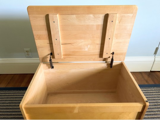 Pine Storage Trunk With Slow Close Hinges