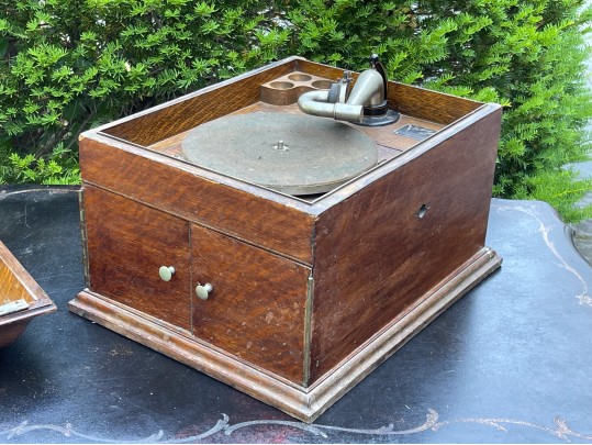 Vintage Victrola - Victor Talking Machine