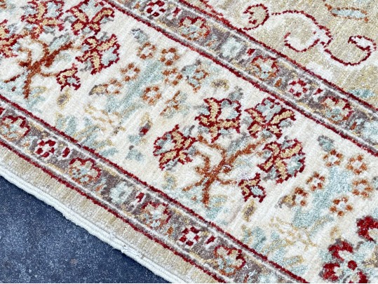 Wool Runner In Beige With Reds And Greens 