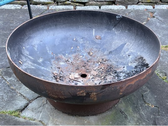 Seasons Steel Elliptical Fire Pit With Cover