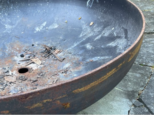 Seasons Steel Elliptical Fire Pit With Cover