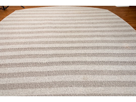 Unique Shape Woven Area Rug 