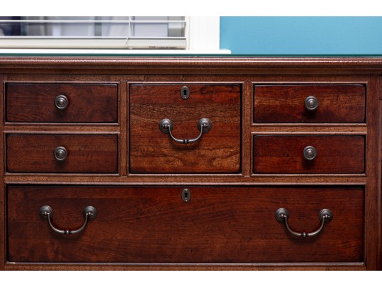 Stanley Furniture Georgian Chest With Glass Top