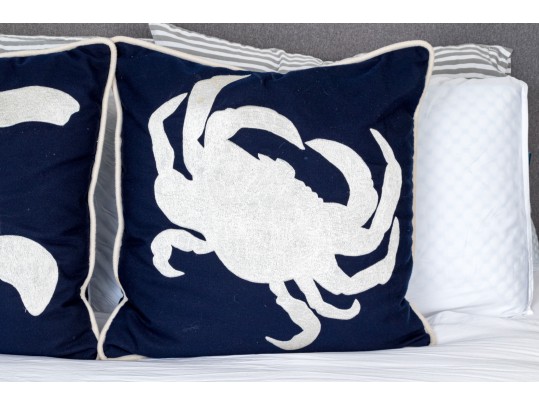 Adorable Pair Of Aquatic Life Accent Pillows 