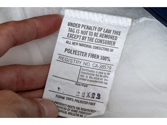 Adorable Pair Of Aquatic Life Accent Pillows 