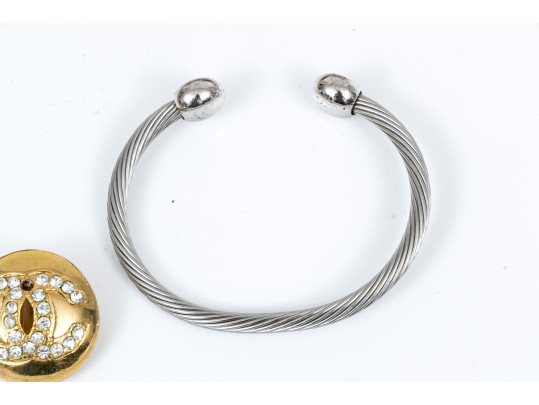 Lot Of Assorted Costume Jewelry Pieces, Including A Trifari Brooch