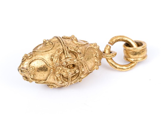 Chanel Fabulous Vintage Ornate Costume Jewelry Impactful Large Egg Motif Pendant