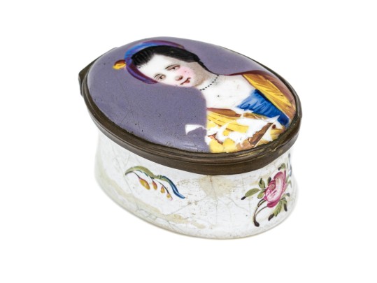 Antique Oval Battersea Box, Maria Gunning Portrait Theme