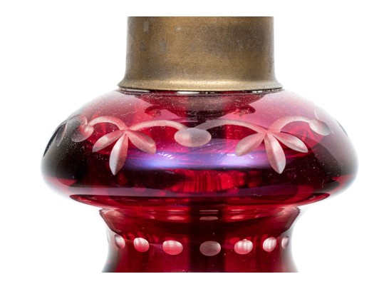 Vintage Bohemian Style Red Cut To Clear Vasiform Table Lamp