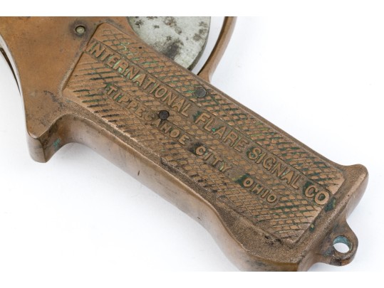 Vintage International Flare Signal Co. Tippecanoe City Ohio Gun