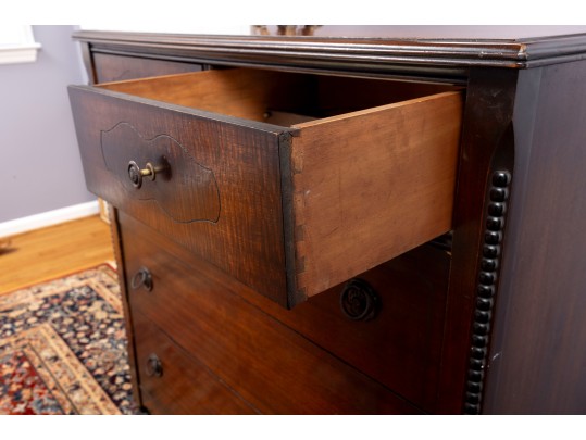 Mahogany Federal Style Chest Of Drawers