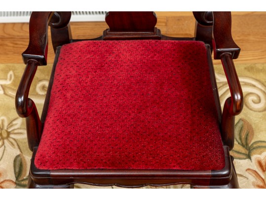 Vintage 1960's Mohogany Queen Anne Child's Chair