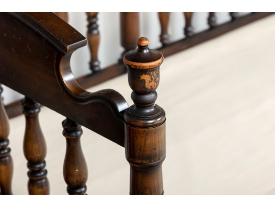 French Provincial Daybed Settee