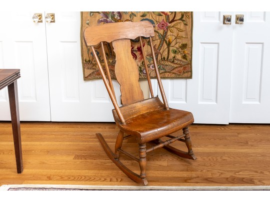 Antique Old Charleston South Carolina Baby Nursery Rocking Chair