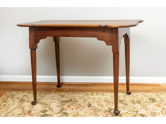 Vintage English Porringer Top Tea Table