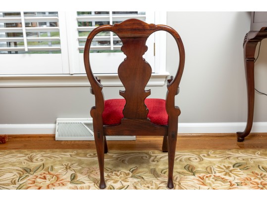 Vintage 1960's Mohogany Queen Anne Child's Chair