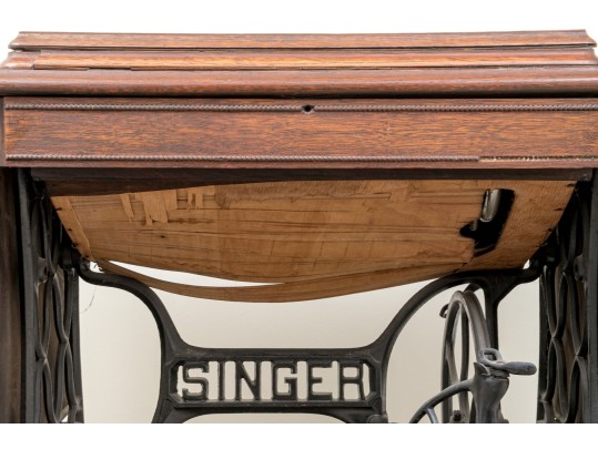 Singer Sewing Machine Table