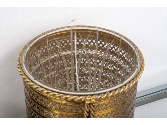 Group Of Good Quality Bathroom/Powder Room Furnishings