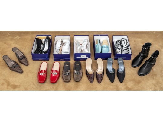 Group Of 11 Pair Of Stuart Weitzman Designer Women's Pre-Owned Footwear - Size 7 1/2 & 8