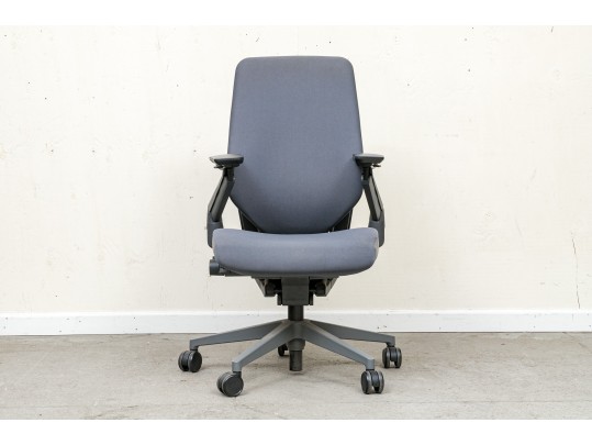 Steelcase Good Quality Office Chair Model 442A30
