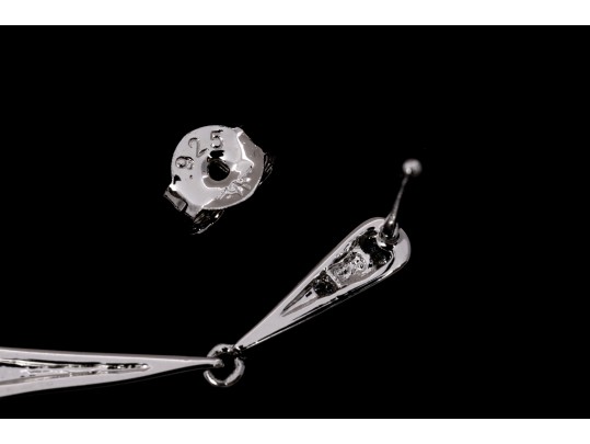 Sterling Silver Graceful Briolette Drop Pendant Earrings Set With Round Brilliant Cut CZ Stones