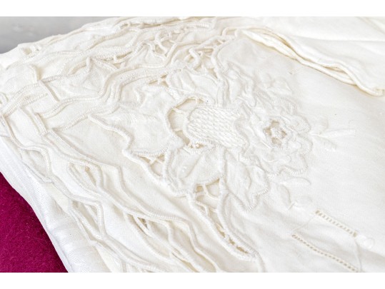 Fantastic Group Of Linnens