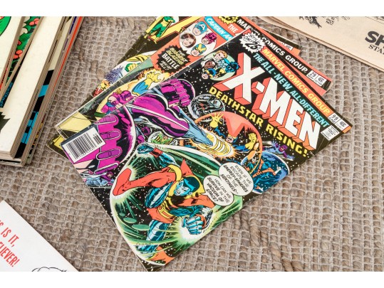 Large Lot Of Vintage Marvel Magazines, Approximately 55 Plus