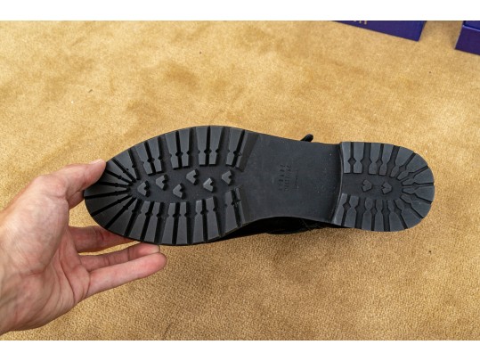 Group Of 11 Pair Of Stuart Weitzman Designer Women's Pre-Owned Footwear - Size 7 1/2 & 8