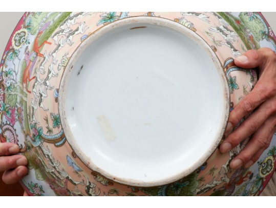 Large Chinese Famille Rose Export Porcelain Punch Centerpiece Bowl