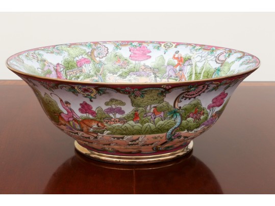 Large Chinese Famille Rose Export Porcelain Punch Centerpiece Bowl