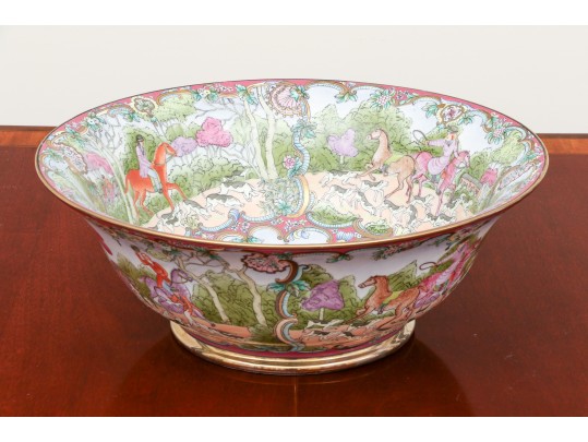 Large Chinese Famille Rose Export Porcelain Punch Centerpiece Bowl