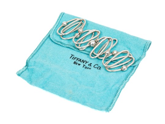 Tiffany & Co. Striking Sterling Silver Beautiful Undulating Link And Ball Bracelet